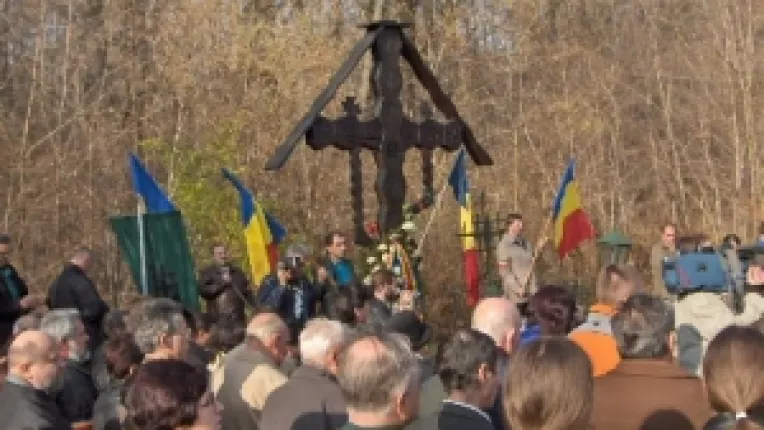 Blocul National al Revolutionarilor cere liderilor politici adoptarea lustratiei si a uninominalului