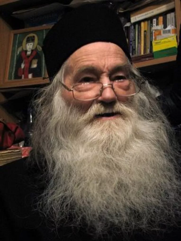 Parintele Iustin Parvu: "Romania azi nu mai exista decat cu numele, si nu numai Romania, de altfel!"