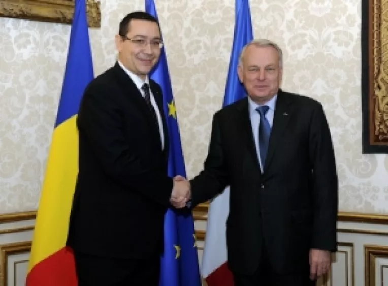 Premierul francez Jean-Marc Ayrault in vizita la Bucuresti, joi si vineri 
