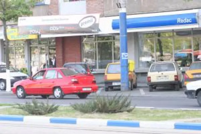 Programul Rabla se termina inainte sa inceapa. Bataie pe masini