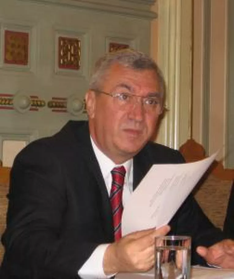 PSD si PNL vor capul lui Georgel Enescu