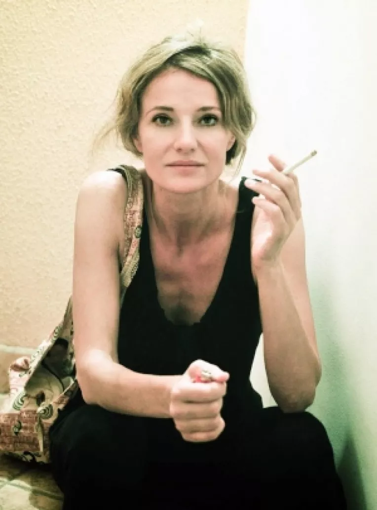 Regizoarea Lia Bugnar ii doreste moartea lui Liviu Dragnea!